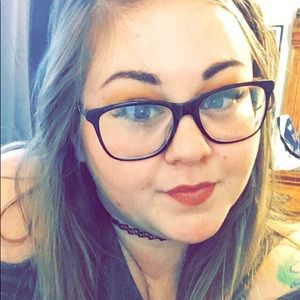 Meet your Posher, Suzie